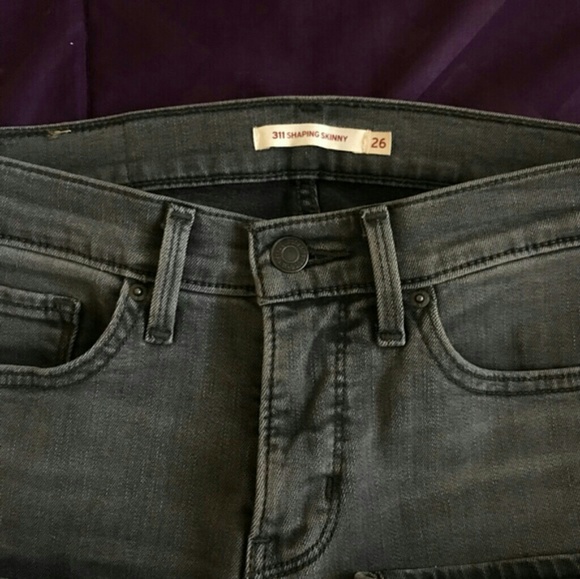 Levis 311 Shaping Skinny - Picture 2 of 3